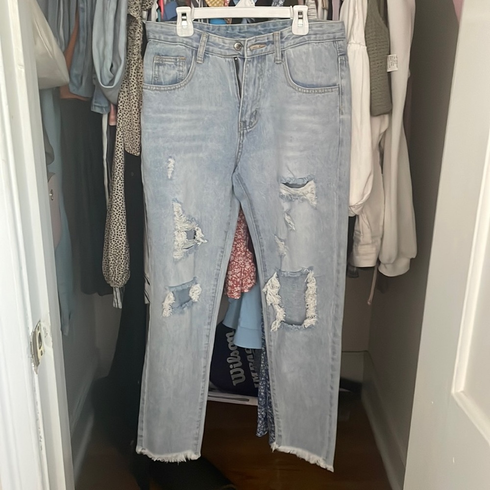 Mom/boyfriend jeans